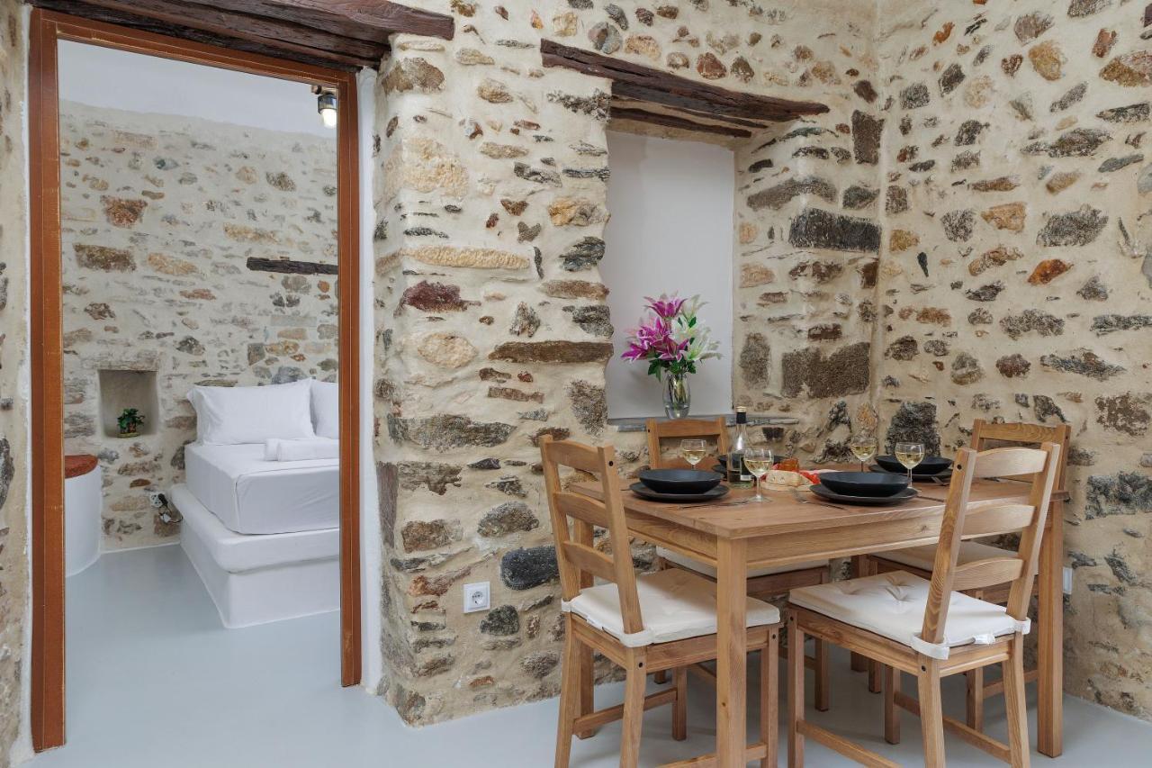 Naxos Castle Diamond Apartment Naxos City Bagian luar foto