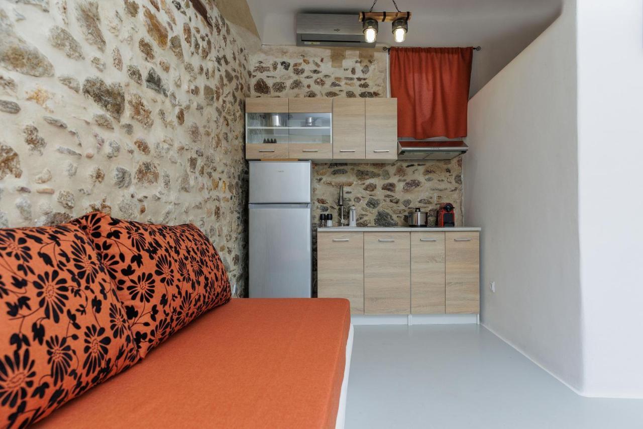 Naxos Castle Diamond Apartment Naxos City Bagian luar foto